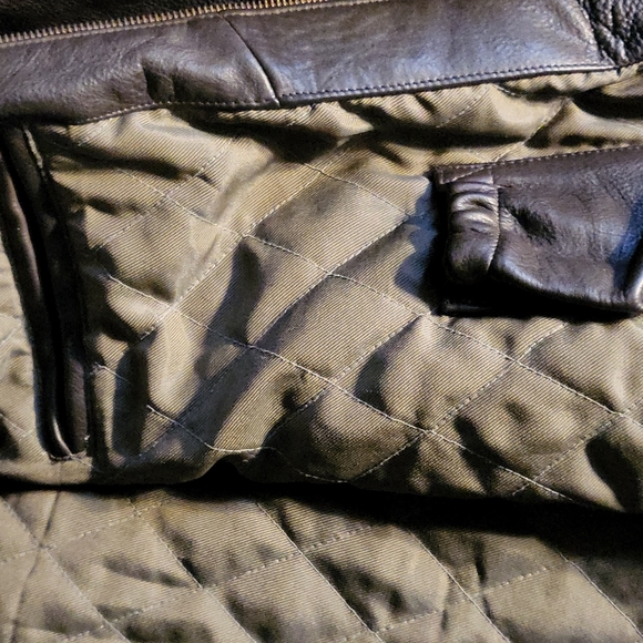 TRAVELLERS LEATHER COAT - Picture 4 of 6
